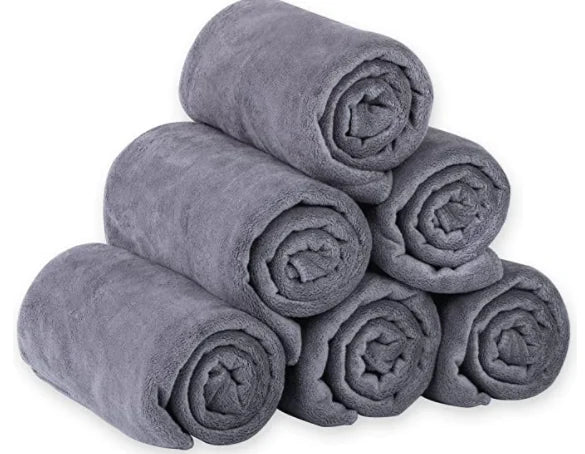 Premium 400GSM Microfiber Towel , Streak-Free Cleaning for Cars & Motorcycles ( 4 PCs)